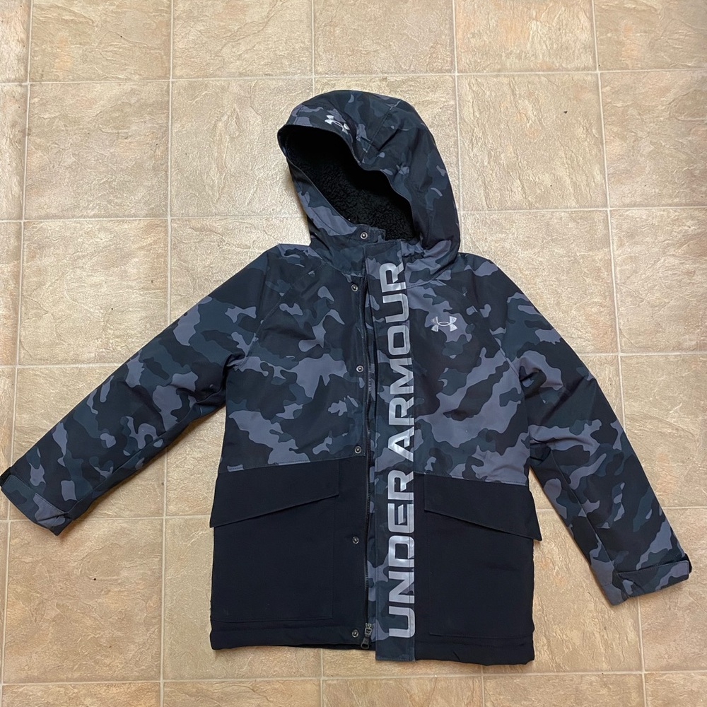Under Armour Cold Gear Jacket - Boys, Youth Small